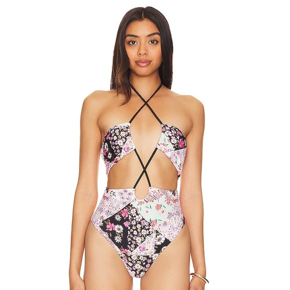 TULAROSA 💓 LYRA ONE PIECE NWT SIZE SMALL - Picture 2 of 7
